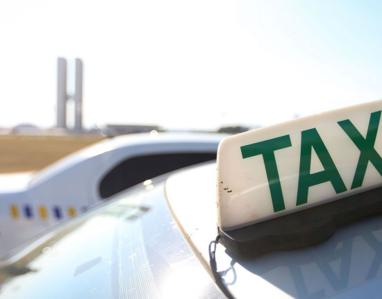 Taxistas passam a ter isenção na verificação de taxímetros no Piauí