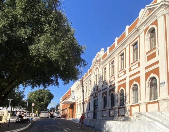 Reforma da Central de Artesanato avança e ganha nova estrutura