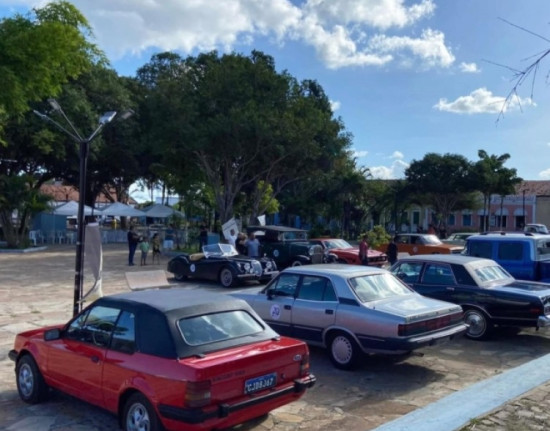 Exposição de Carros Antigos movimenta Pedro II  de 25 a 27