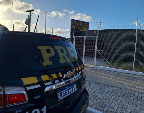 PRF conduz suspeito com documento falso, na BR- 343 em Luís Correia