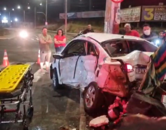 Grave acidente deixa ao menos três mortos na avenida Gil Martins, em Teresina
