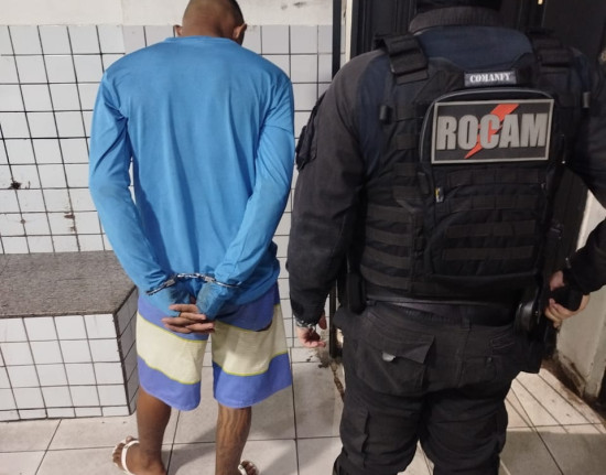 ROCAM apreende menor e recupera veículo roubado com munições em Teresina