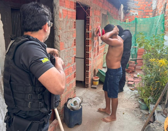 Operação da PC desarticula grupo suspeito de roubos de veículos