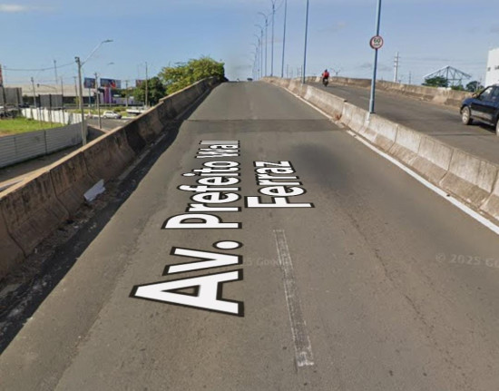 Desnível força redução de velocidade no viaduto da Miguel Rosa