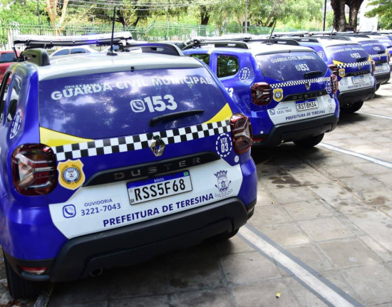 Prefeitura entrega 21 novas viaturas para reforçar segurança pública