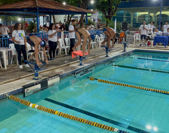 Taça Piauiense de Natação reúne atletas de 5 a 7 de dezembro