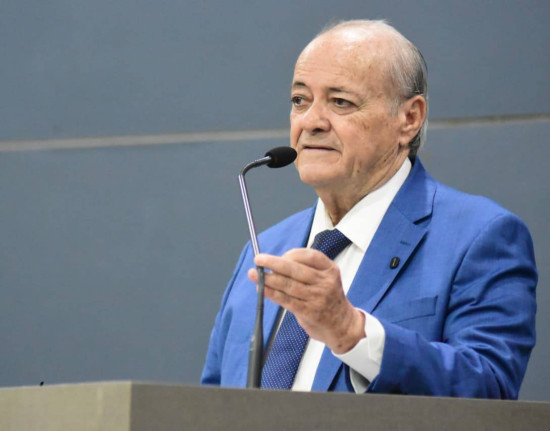 Silvio Mendes apresenta metas e reajuste salarial na Câmara