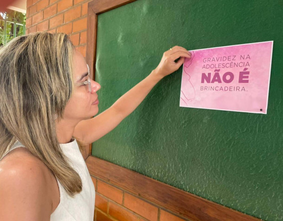 Prevenção à gravidez na adolescência chega a escolas municipais