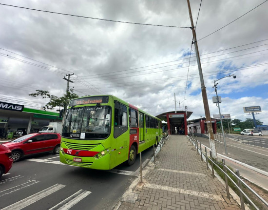 Frota de ônibus não será reduzida por guerra no Oriente Médio, diz STRANS em Teresina