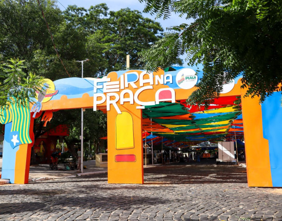 Feira na Praça tem pagode e samba com Grupo 47 Graus neste domingo (29)
