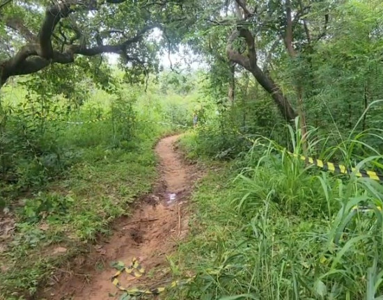 Polícia suspeita que vítima foi levada e executada na estrada do Portal da Alegria