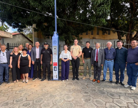 UESPI recebe totem inteligente do Sistema de Policiamento por Inteligência Artificial (SPIA)