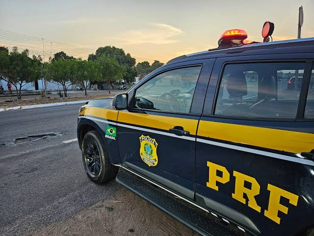 Homem com mandado por tráfico é preso em ônibus em Picos