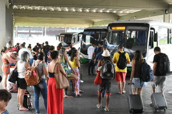 Estudantes do PI terão direito à meia passagem no transporte intermunicipal