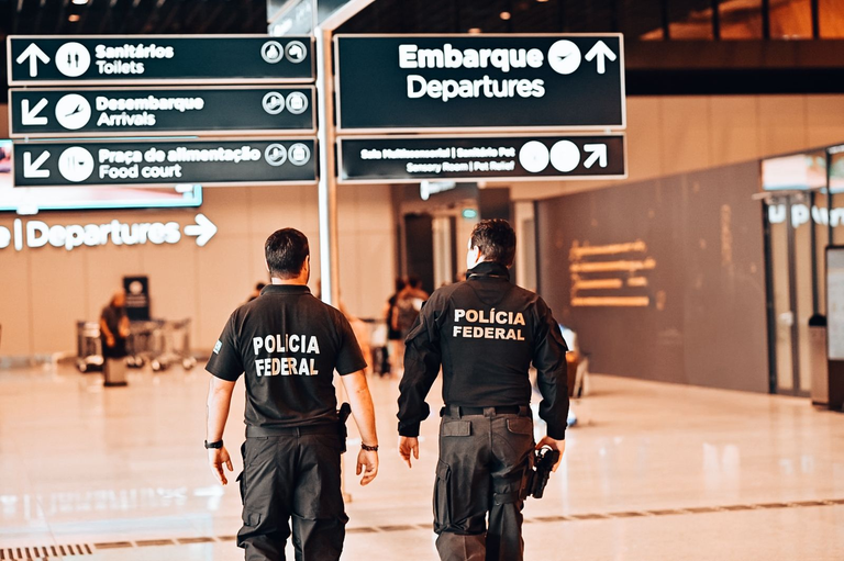 Passageiro é conduzido pela PF após ameaça de bomba no Aeroporto de Teresina