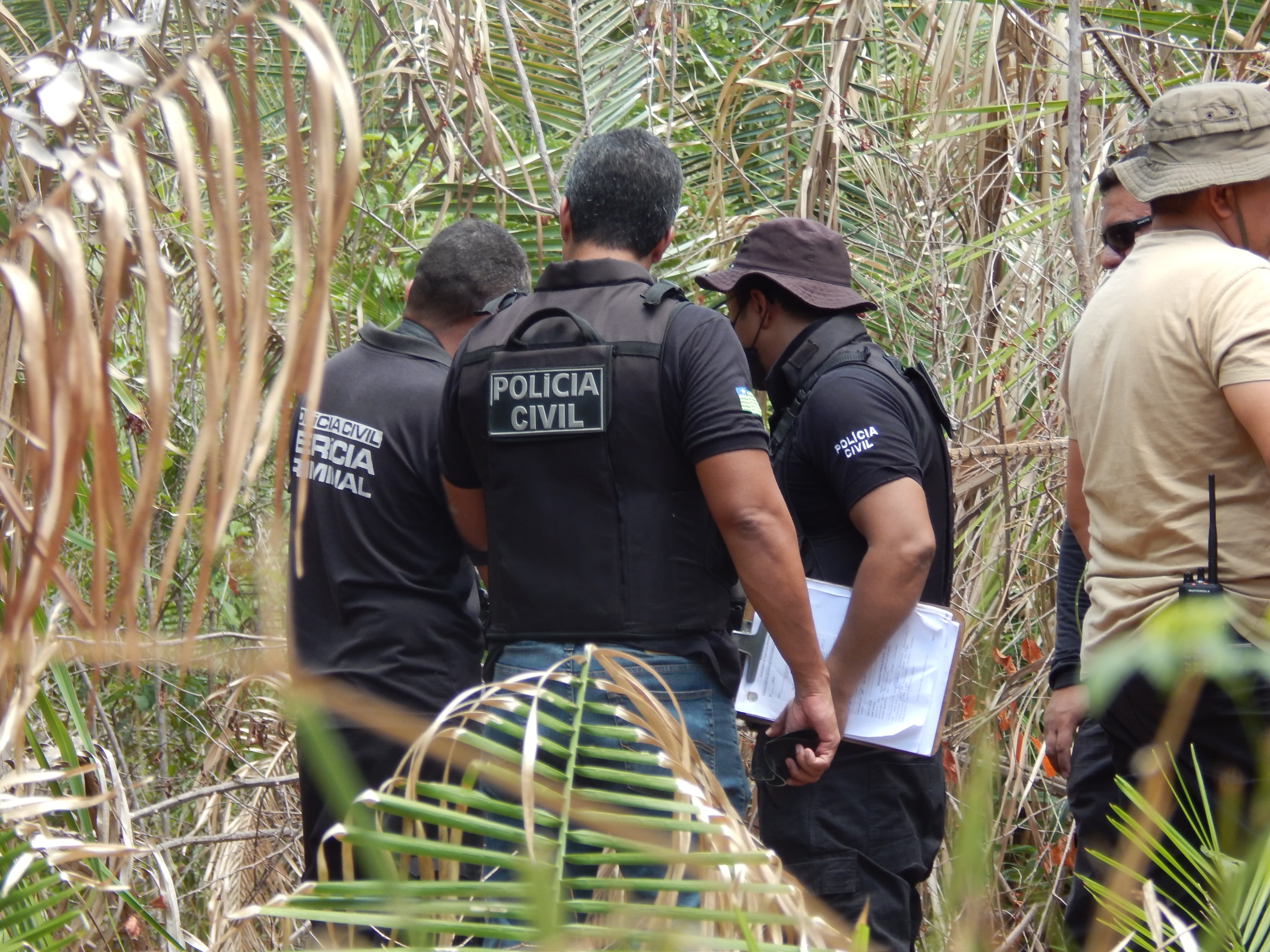 Corpos são encontrados em mata; suspeita é de que sejam irmãs desaparecidas