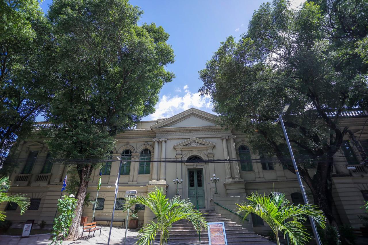 Prefeitura decreta ponto facultativo na quinta-feira (2) em Teresina