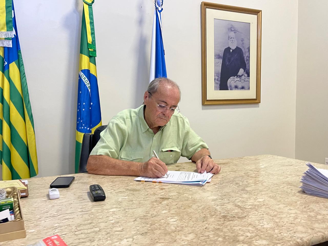 PMT cria comissão para conter déficit de R$ 1 bilhão