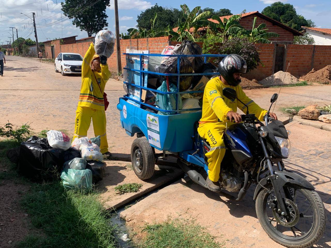 Teresina inicia testes de motocicletas de coleta para atender áreas de difícil acesso