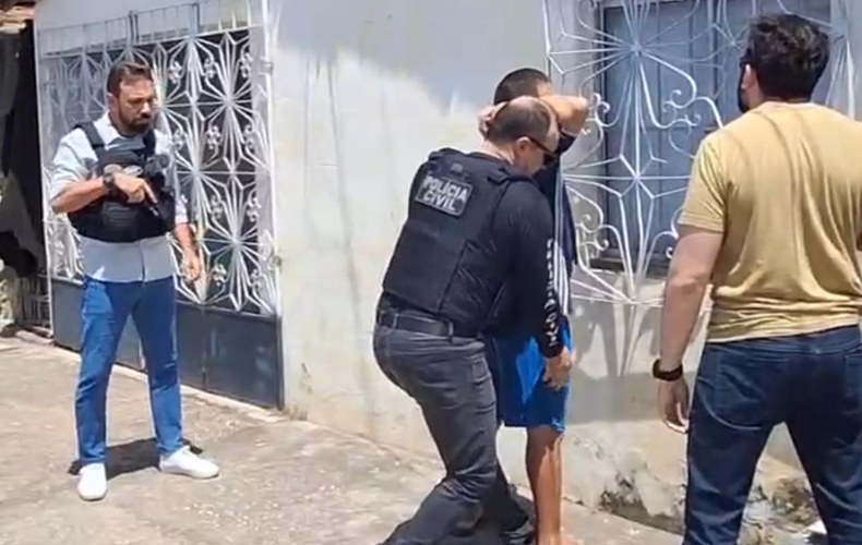 Foragido condenado por estuprar a própria irmã é preso em Teresina