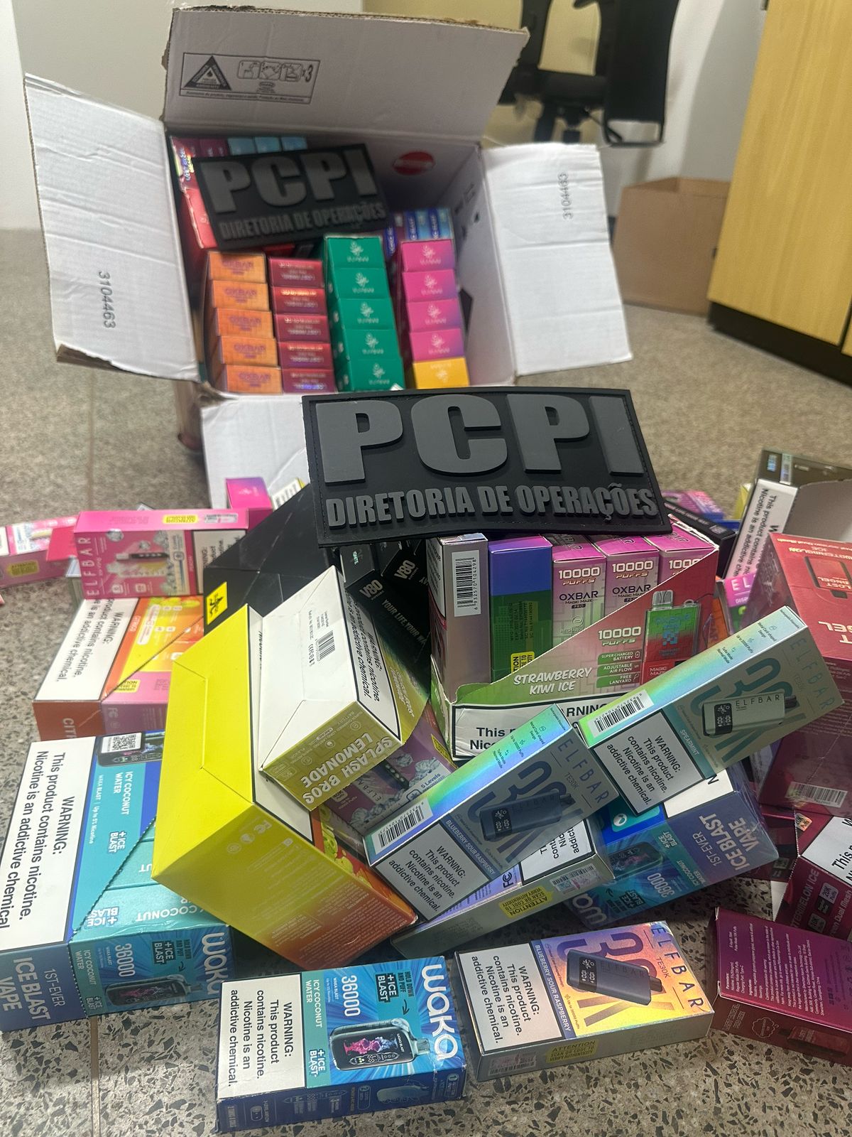 Polícia prende empresário e apreende 200 vapes em Teresina