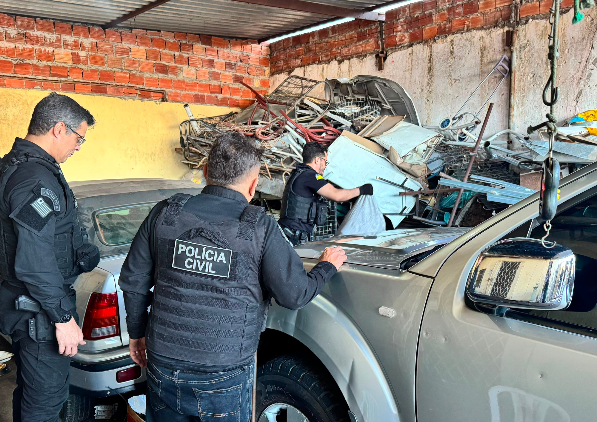 Cinco pessoas são presas durante operação da Polícia Civil