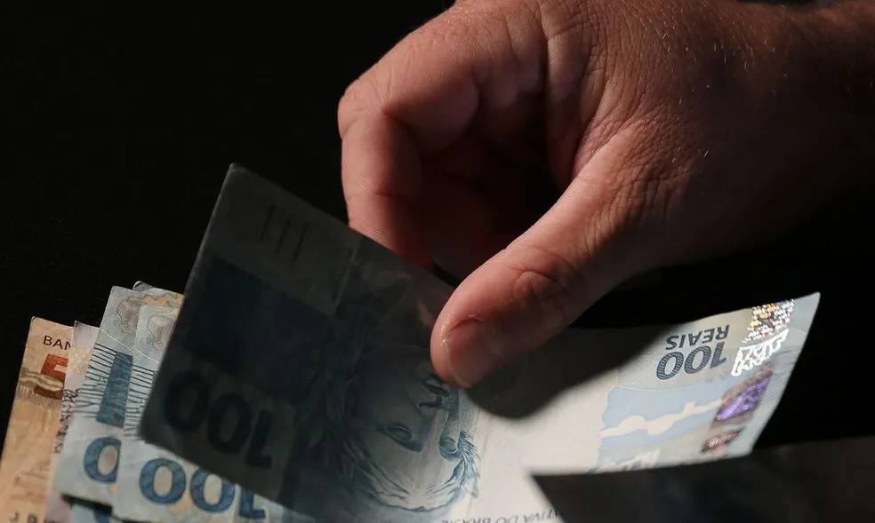 Novo salário mínimo terá impacto milionário nos cofres das prefeituras do Piauí