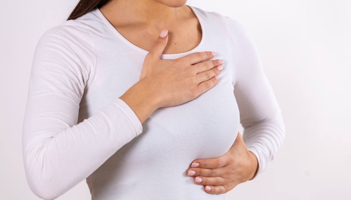 Oncologista alerta para câncer de mama em mulheres jovens
