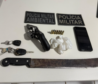 Homem é preso com revólver e munições em bar em Baixa Grande do Ribeiro