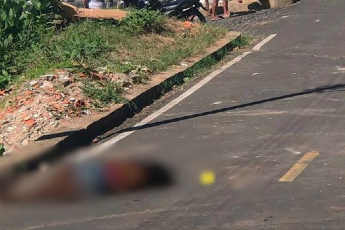 Mulher trans é morta a tiros após ser perseguida por carro na zona Leste de Teresina