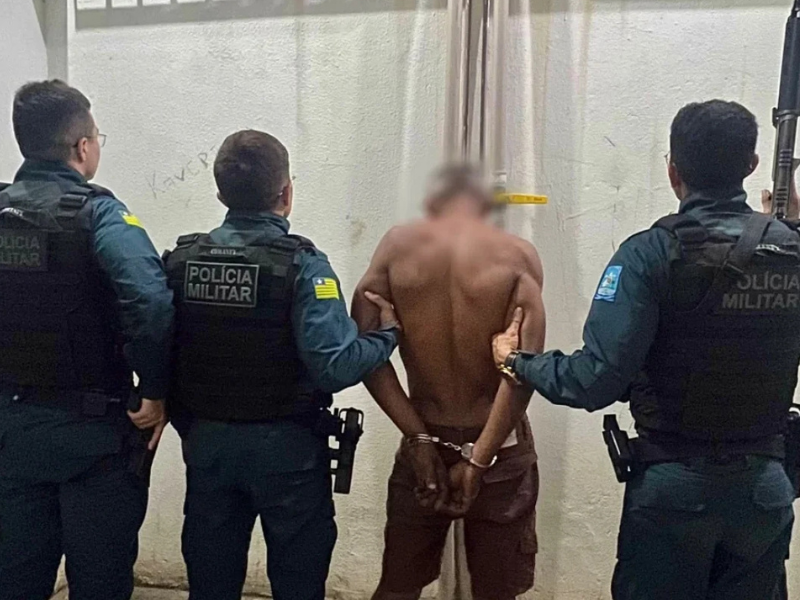 Pai é preso após ameaçar filha com faca em Elesbão Veloso