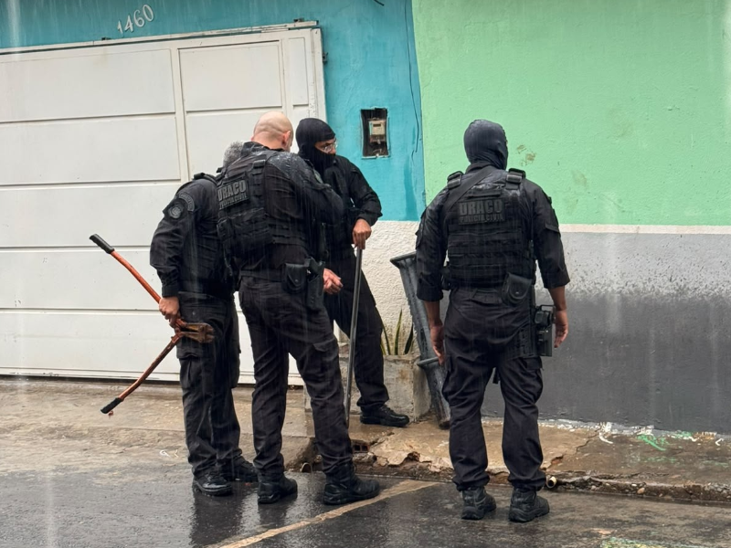 Operação cumpre 26 mandados e prende dois suspeitos na zona Sul de Teresina