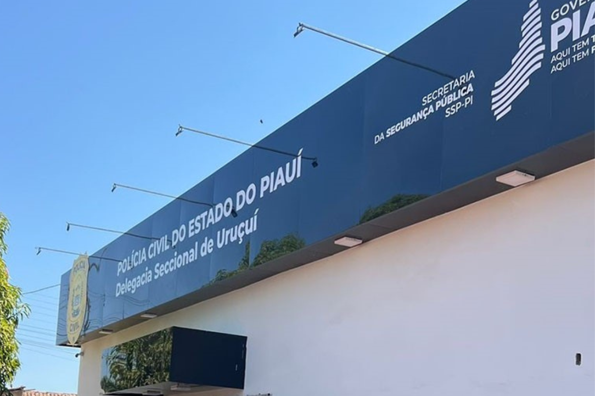 Ex-empregada doméstica é indiciada por extorquir mais de R$ 20 mil de ex-patrão