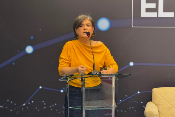 “Saúde digital não pode substituir o médico”, diz DRA. Lúcia Santos (PSDB)