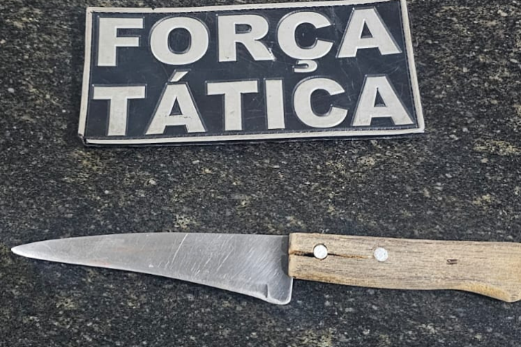 Homem é detido após atacar padrasto com faca em Campo Maior