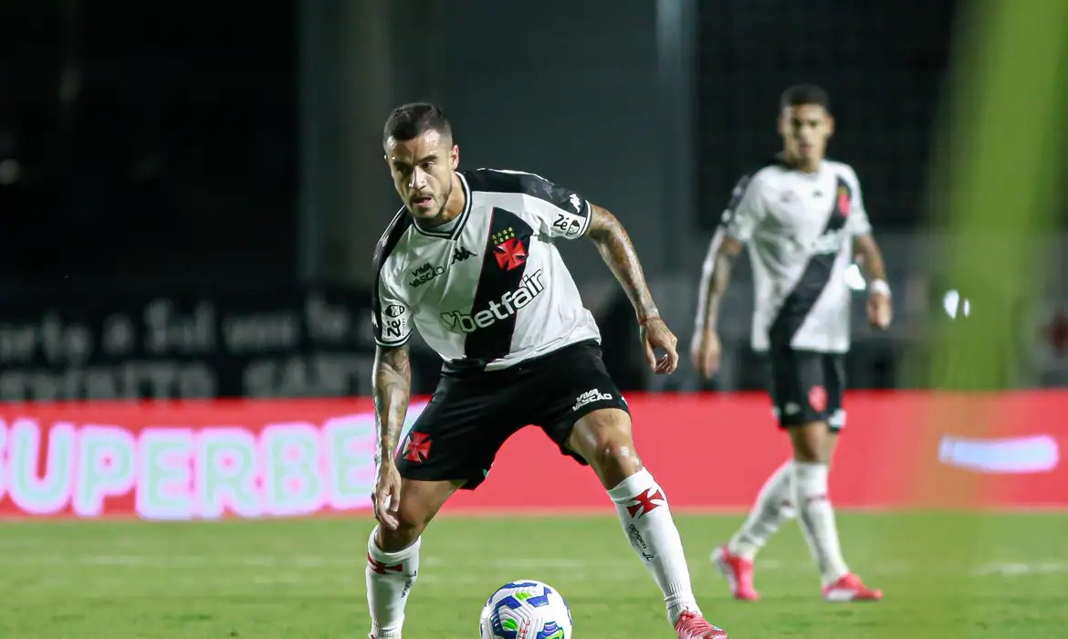 Times brasileiros entram em campo pela Sul-Americana e Libertadores