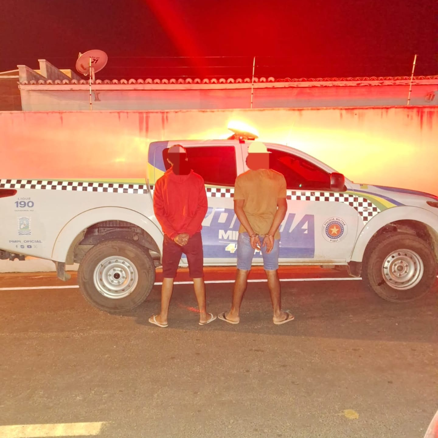 Dois homens são detidos por pilotar motos embriagados e realizar manobras perigosas