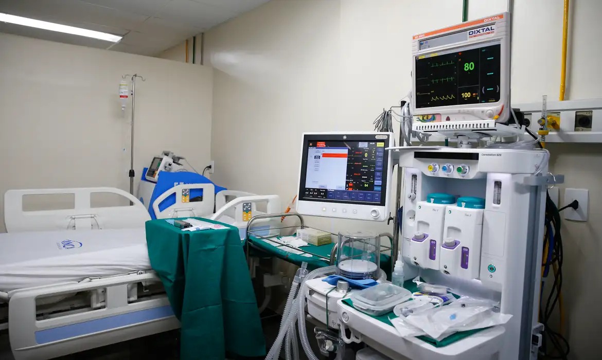 SUS oferece cirurgia robótica para câncer de próstata