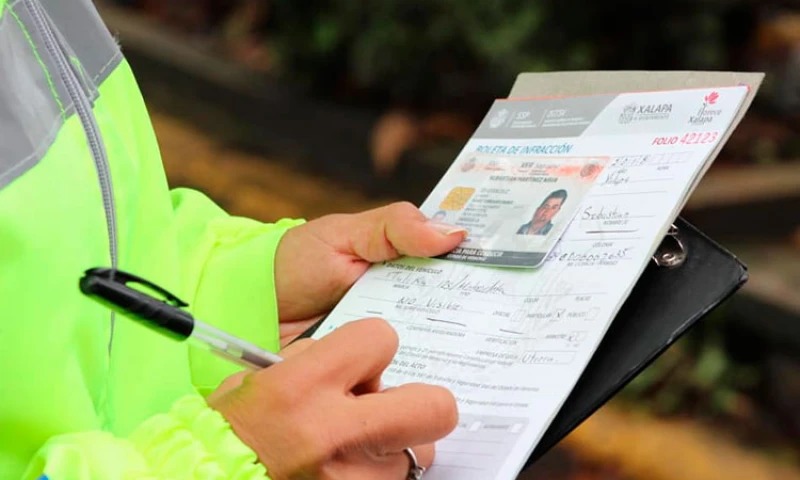 Projeto prevê parcelamento de multas da Strans no cartão de crédito