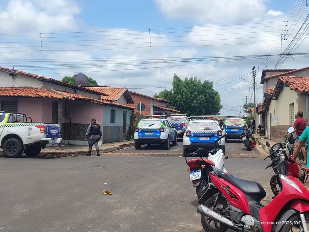 Homem suspeito de furtar velas fere dois policiais militares a facadas em União