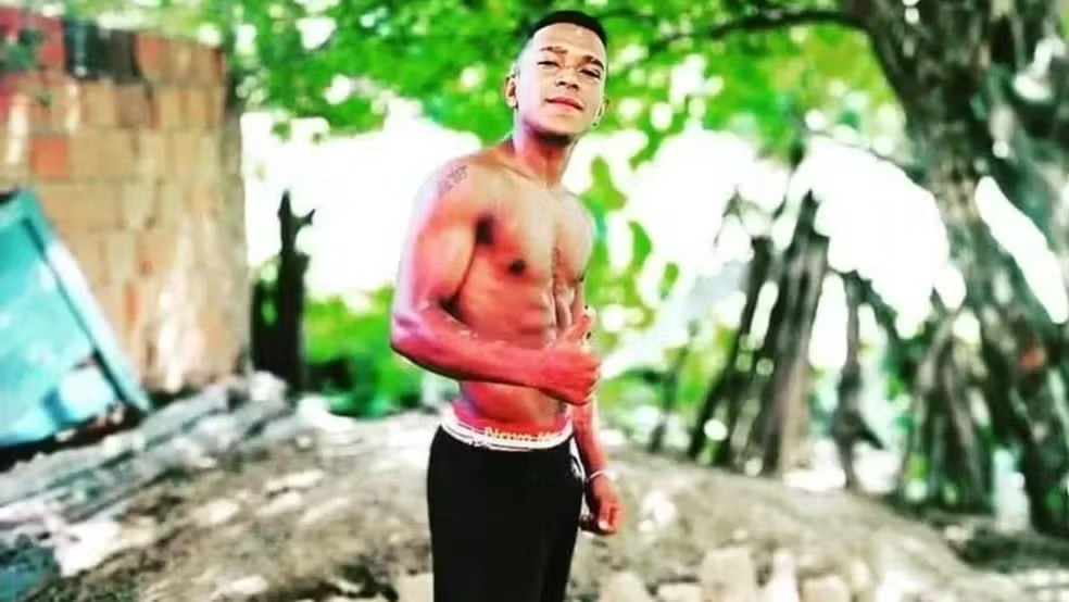 Jovem é morto a facadas após discussão por caixa de som em Oeiras