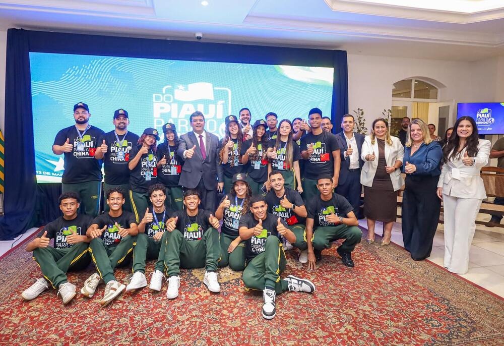 Estudantes da rede pública do Piauí embarcam para intercâmbio na China