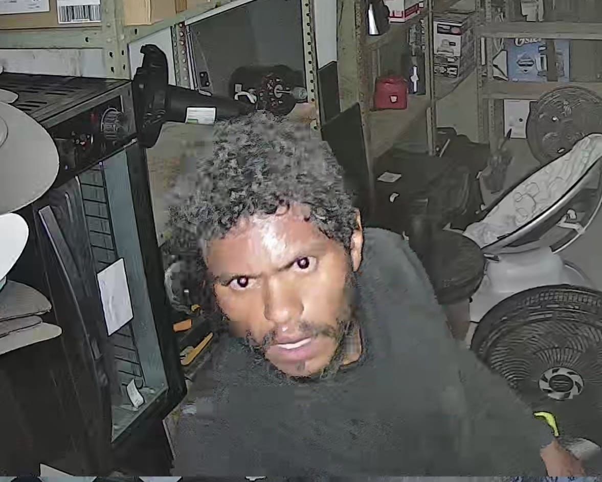 Homem é morto a facadas e tem mão decepada no Centro de Teresina