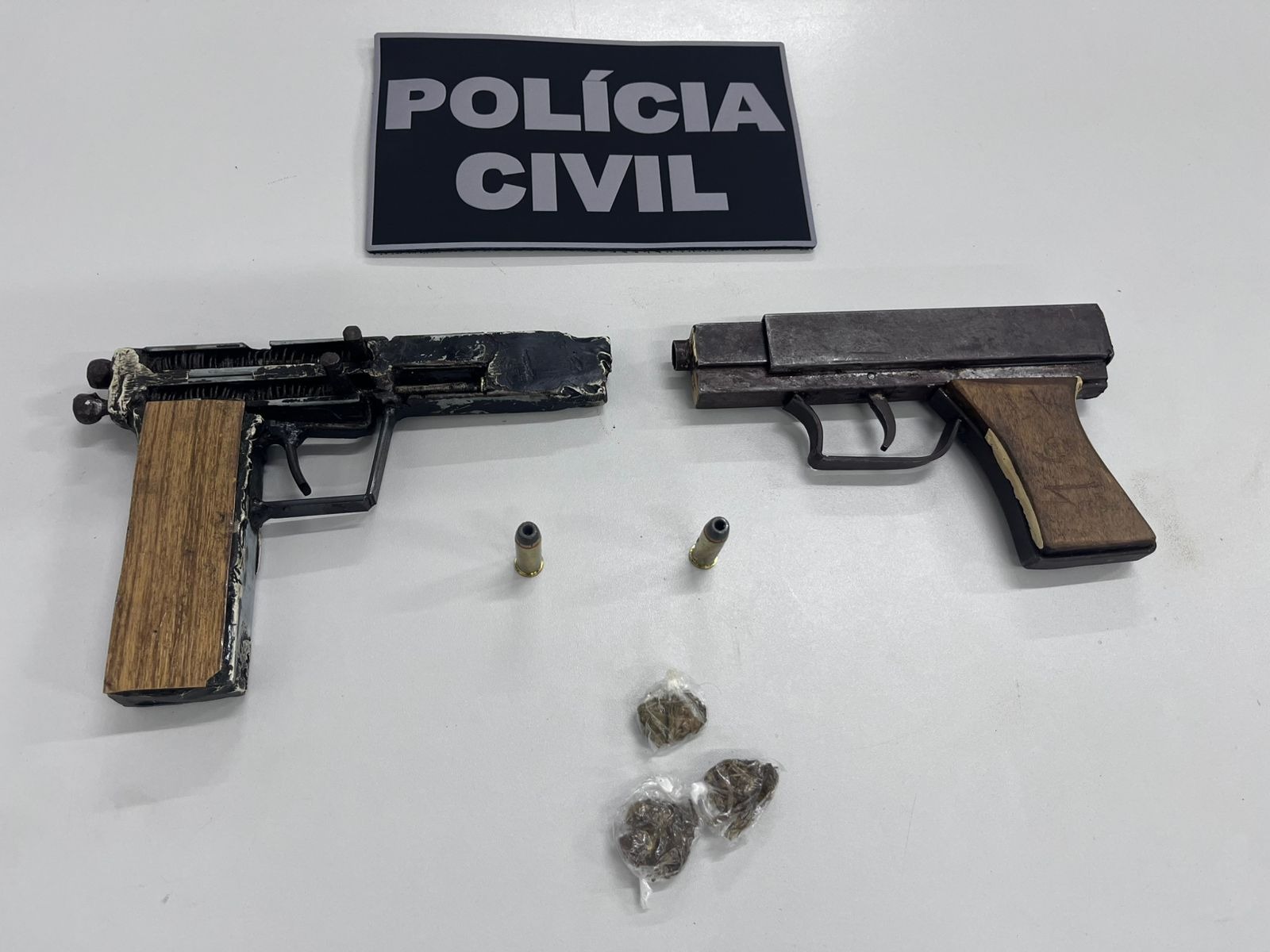 Cadeirante é detido por exibir armas nas redes sociais em Timon