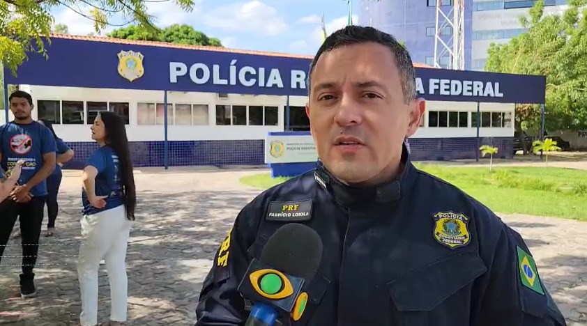 PRF realiza blitz educativa no Dia Internacional Contra a Corrupção