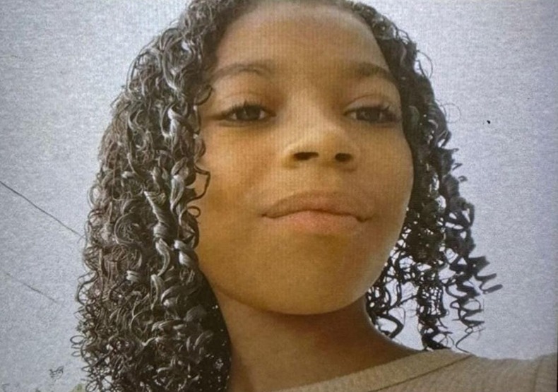 Menina de 12 anos morre após ser atingida por tiros durante ataque em Floriano