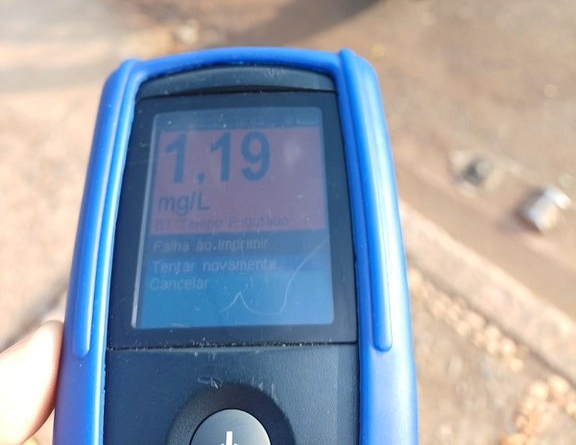 PRF flagra três motoristas dirigindo embriagados na BR-316