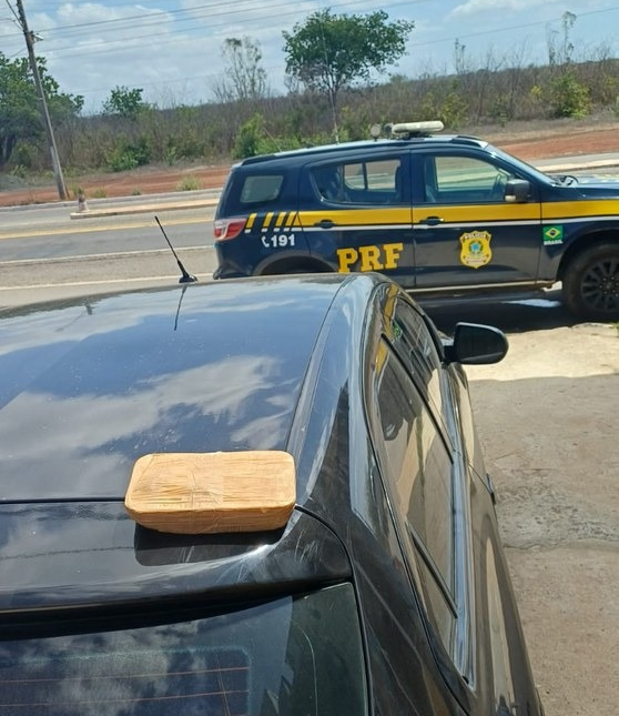 PRF intercepta carregamento de pasta base de cocaína no litoral do Piauí