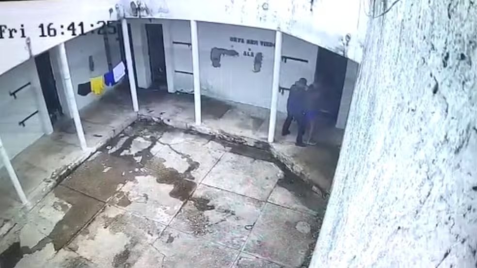 Adolescente ataca funcionário da SASC e tenta fuga em Teresina