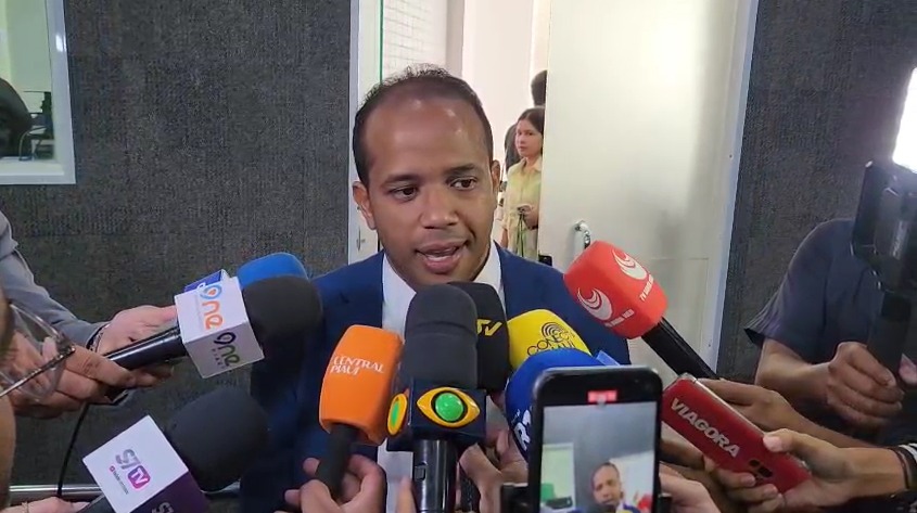 Enzo Samuel descarta deixar o PDT e reafirma pré-candidatura